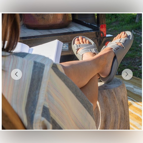 Chaco Women’s Chillos Slide Size 10- great condition - Picture 2 of 8